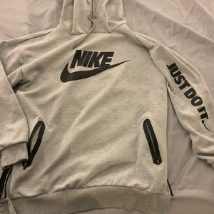 Nike sweatsuit